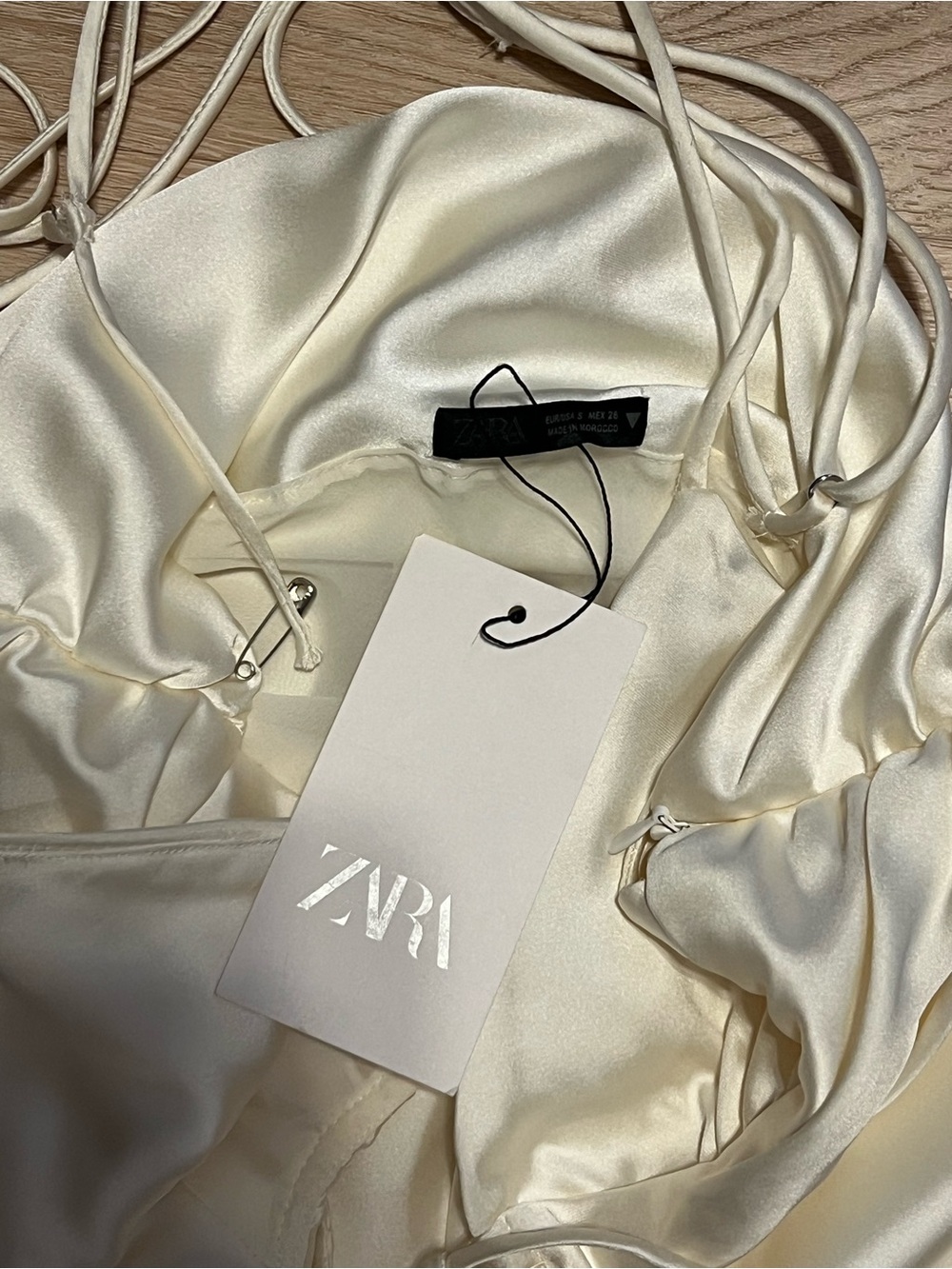 NWT “FLAWED” Zara Ivory Satin Maxi Slip Dress with Front Keyhole Size Small - Picture 14 of 16